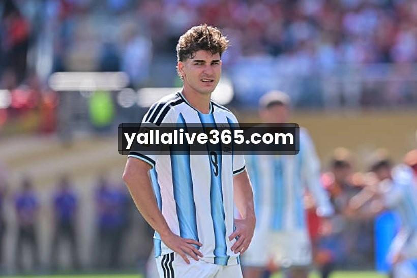 ألفاريز يجتاز الفحوصات الطبية في أتلتيكو مدريد.. واجتماع حاسم ينتظر حسم سيميوني